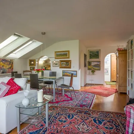 Kaiserpanorama Apartman